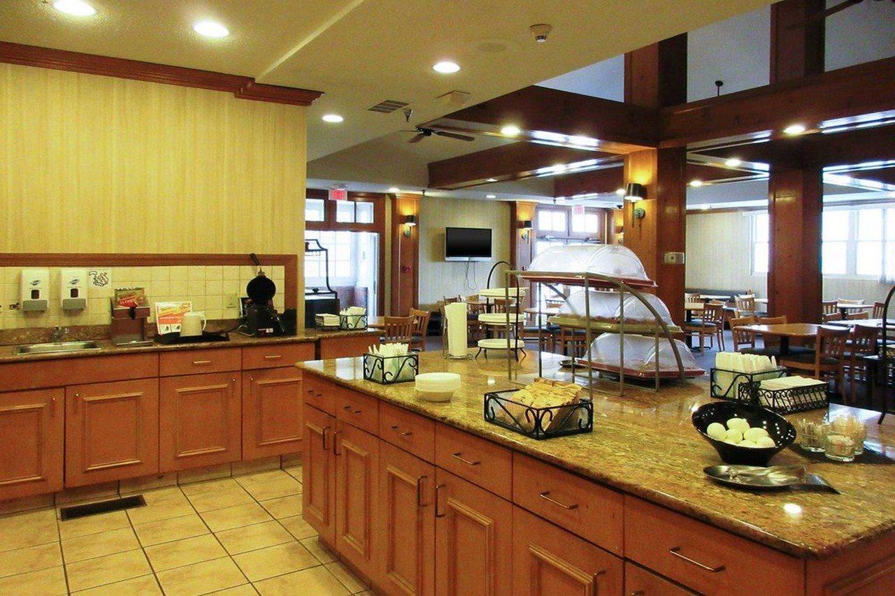 Suburban Extended Stay Hotel Омаха Экстерьер фото