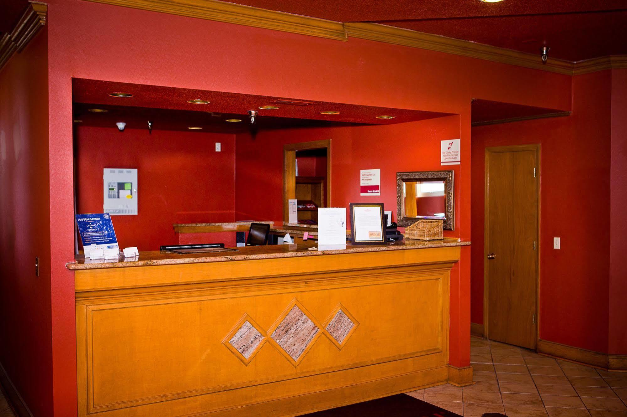 Suburban Extended Stay Hotel Омаха Экстерьер фото